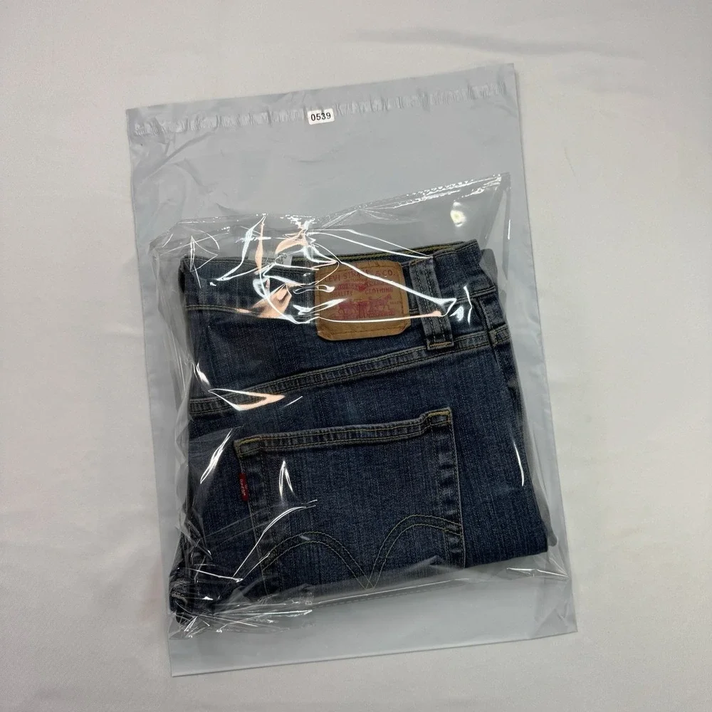 Levis Jeans Women's Suuch Boot Cut Low Rise‎ 32X33 3 Button Close 11L